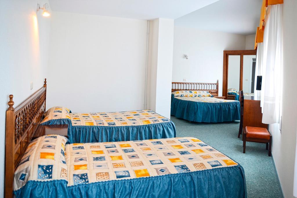 Hostal La Viuda Pobra De Trives ห้อง รูปภาพ